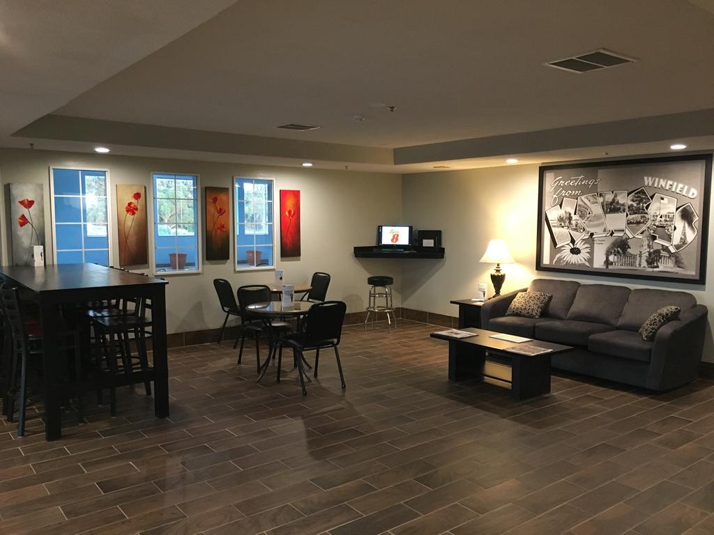 Hotel Super 8 By Wyndham Winfield-Quail Ridge Area Exterior foto